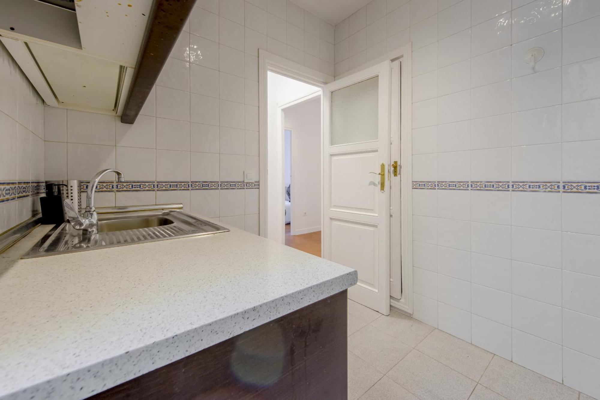Classic Apt 7Pax En La Latina-Centro De Madrid Exterior photo