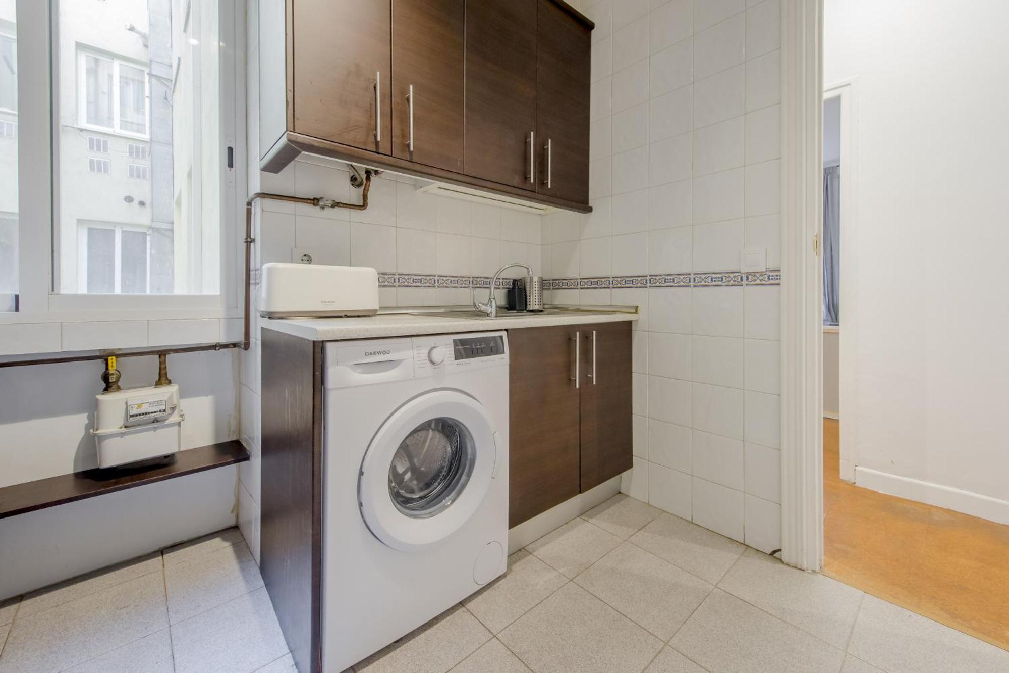 Classic Apt 7Pax En La Latina-Centro De Madrid Exterior photo